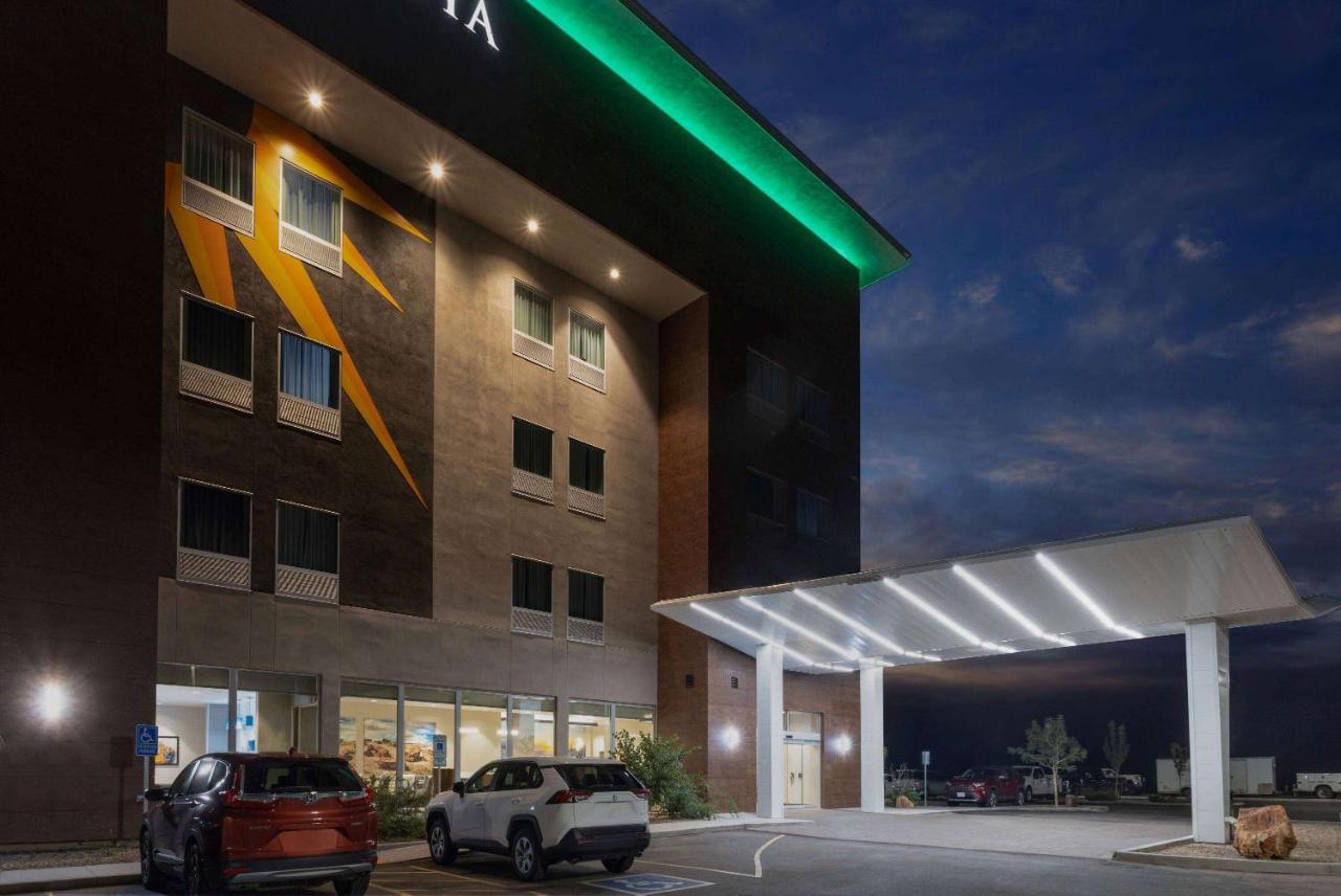 La Quinta Inn & Suites By Wyndham Holbrook Petrified Forest Dış mekan fotoğraf
