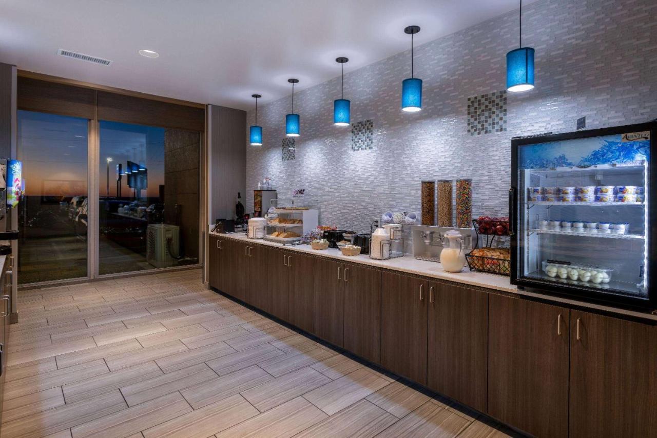 La Quinta Inn & Suites By Wyndham Holbrook Petrified Forest Dış mekan fotoğraf